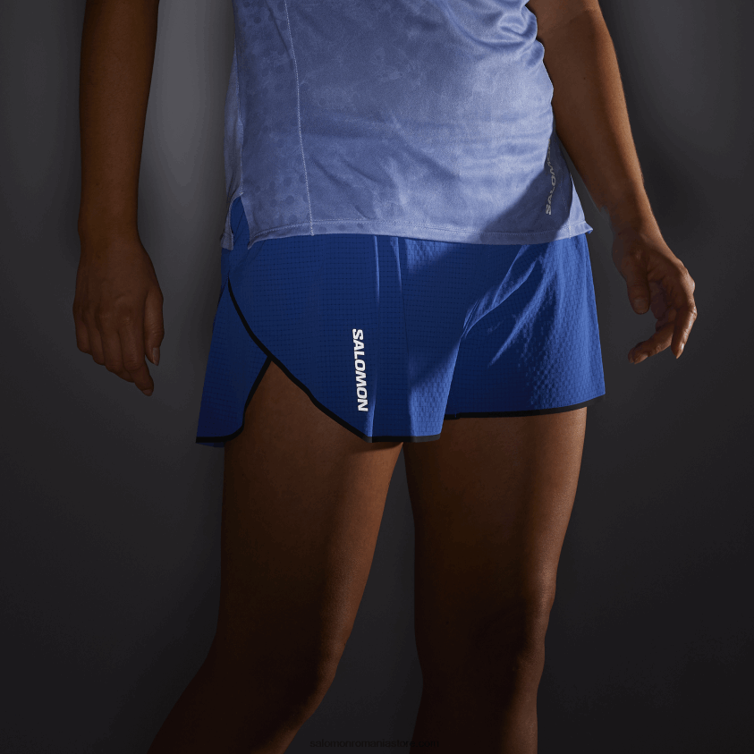Salomon navigheaza pe internet pantaloni scurți de damă - sense aero 3 6D8X2J1176